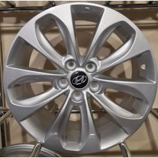 Replica (ZY802) 7,5x18 5x114,3 ET48 DIA67,1 (silver)