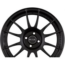 MAK XLR Gloss Black R18 W7.5 PCD4x100 ET40 DIA56.1