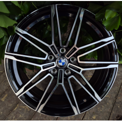 BMW (B078) gloss black machined face