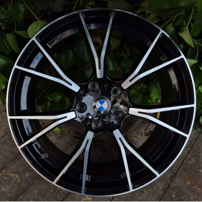 BMW (B2111) gloss black machined face