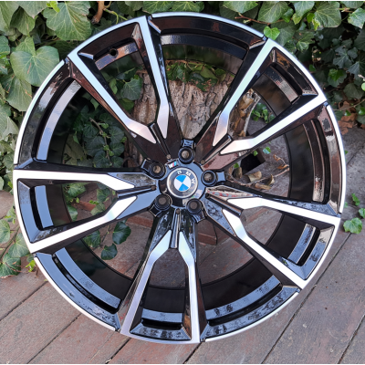 Диски Replica BMW (B221) 9,5x22 5x112 ET32 DIA66,6 (black machined face)