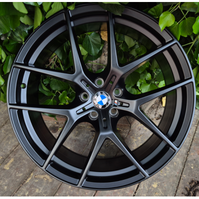 BMW (B5484) matt black