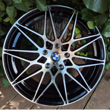 Replica BMW (FC8023) 8x18 5x120 ET35 DIA72,6 (black machined face)