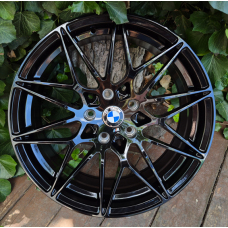 Replica BMW (FC8023) 8x18 5x120 ET35 DIA72,6 (gloss black)