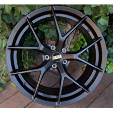 Flow Forming FF003F 8,5x19 5x108 ET35 DIA73,1 (matt black)