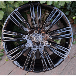 Land Rover (LR716) gloss black