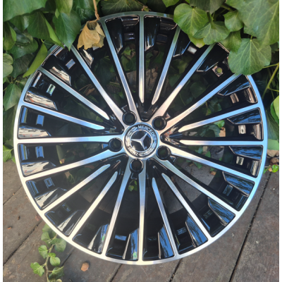 Mercedes (MR132) gloss black machined face