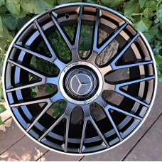 Replica Mercedes (MR932) 9,5x19 5x112 ET43 DIA66,6 (satin black lip polished)