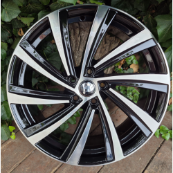 Skoda (SK1151) gloss black machined face