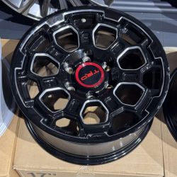 Toyota (TY3211) gloss black milling window